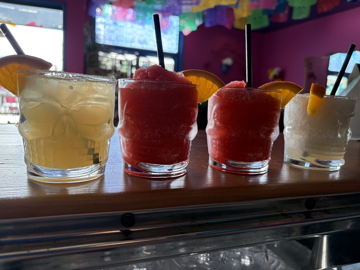 Iguanas Mexican Grill Photos 2